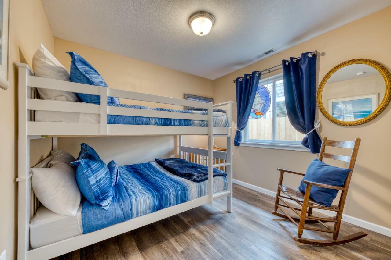 The Captain'S Quarters Rockaway Beach Bagian luar foto